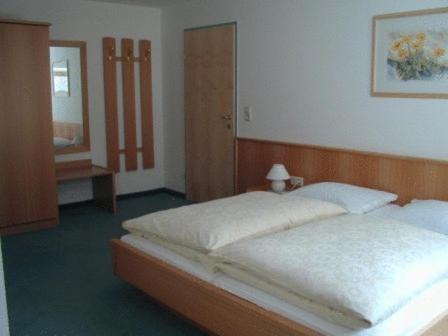 Gaestehaus Post Pragraten Room photo